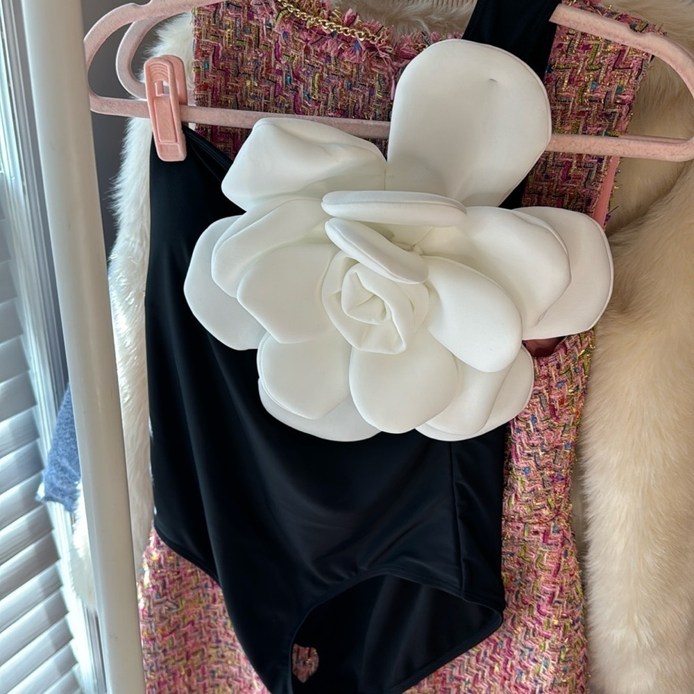 Black and White one shoulder body suit NEVER WORN